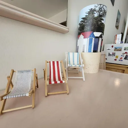 T3 Lumineux Avec Balcon, Garage Et Wi-fi - Et Commerces A Proximite - Fr-1-92-561 Appartement Les Sables-dʼOlonne