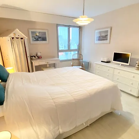 Appartement T3 Lumineux Avec Balcon, Garage Et Wi-fi - Et Commerces A Proximite - Fr-1-92-561