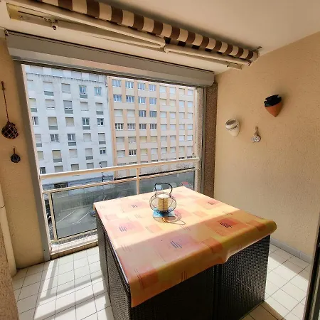T3 Lumineux Avec Balcon, Garage Et Wi-fi - Et Commerces à Proximité - Fr-1-92-561 *