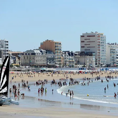 T3 Lumineux Avec Balcon, Garage Et Wi-fi - Et Commerces A Proximite - Fr-1-92-561